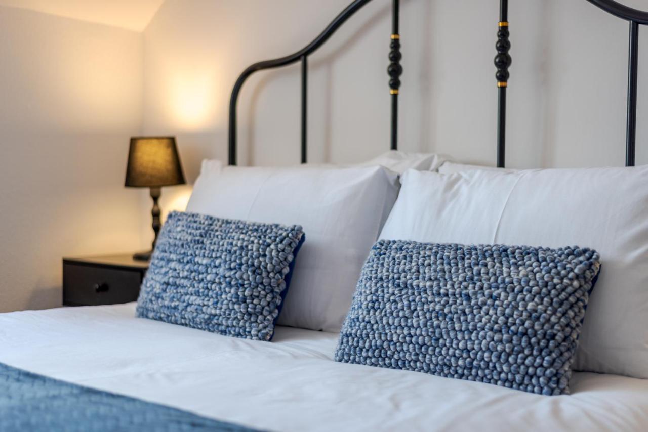 Whitby Heights Διαμέρισμα Εξωτερικό φωτογραφία